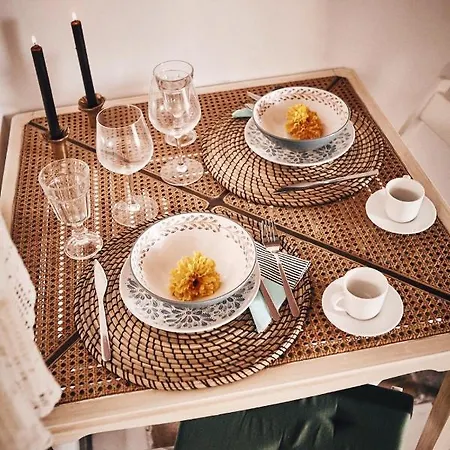 The Artist's Farm * Διγελιώτικα