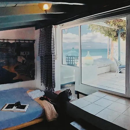 Beautiful Seafront Rustic Maisonette-5mfromthesea * Dhiyellótika