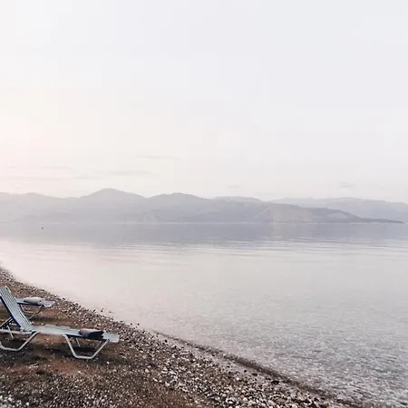 Beautiful Seafront Rustic Maisonette-5mfromthesea * Dhiyellótika